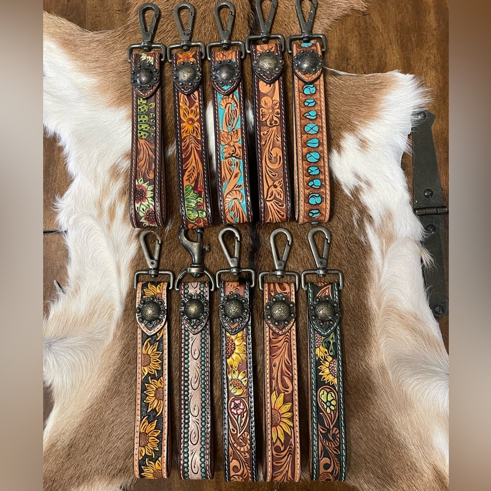 🌵🌻🌵NEW DESIGNS ❤️🌵Genuine Tooled Leather Western Wristlet Strap Keys Luggage 🌻🌵